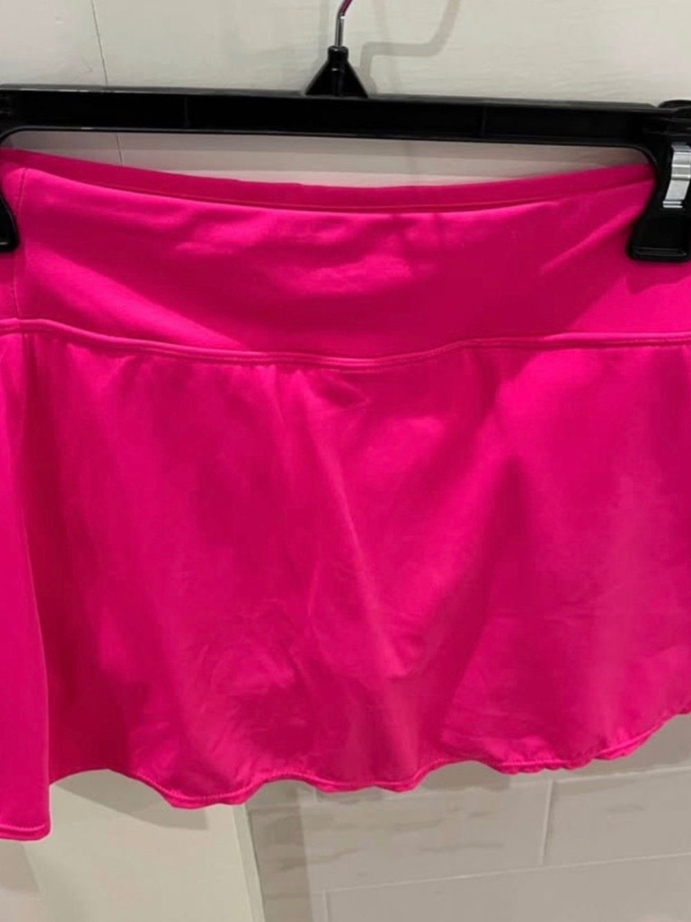 Kim rogers hot pink swim skirt size medium